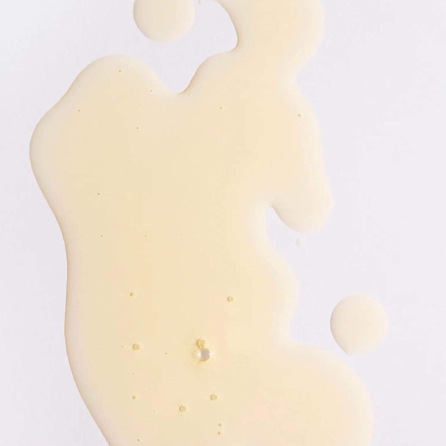 OUAI Hair Oil - Hair Heat Protectant Oil for Frizz Control - Adds Shine and Smooths Split Ends - Color Safe Formula - Paraben, Phthalate and Sulfate Free (1.5 fl oz)