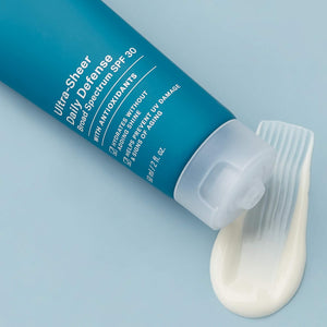 Paula's Choice SKIN BALANCING Ultra-Sheer Daily Defense SPF 30 Oil-Free Moisturizer, 2 Ounce Tube