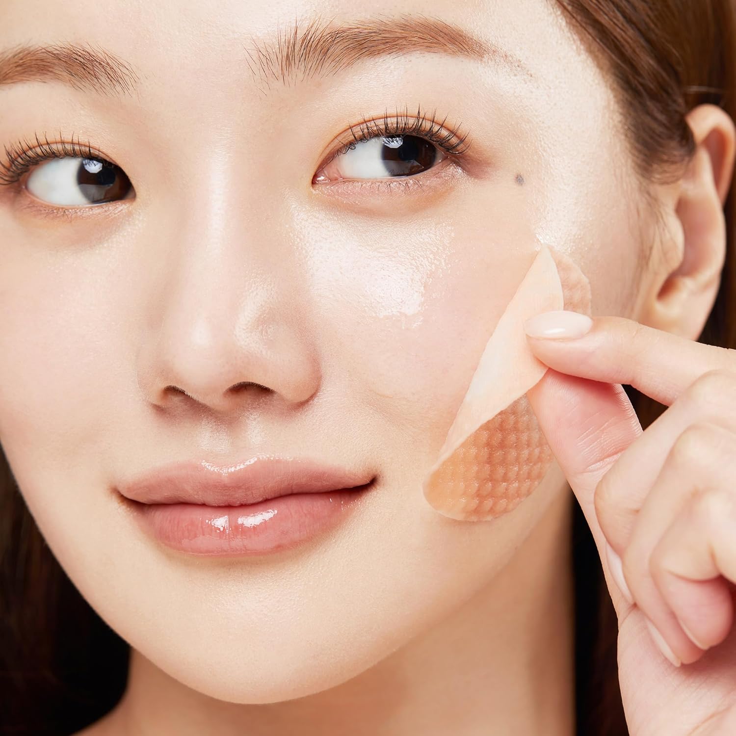 Medicube Red Succinic Acid Panthenol Facial Peeling Pads – Exfoliating Toner Pads with Niacinamide, AHA, BHA & Soothing Ingredients