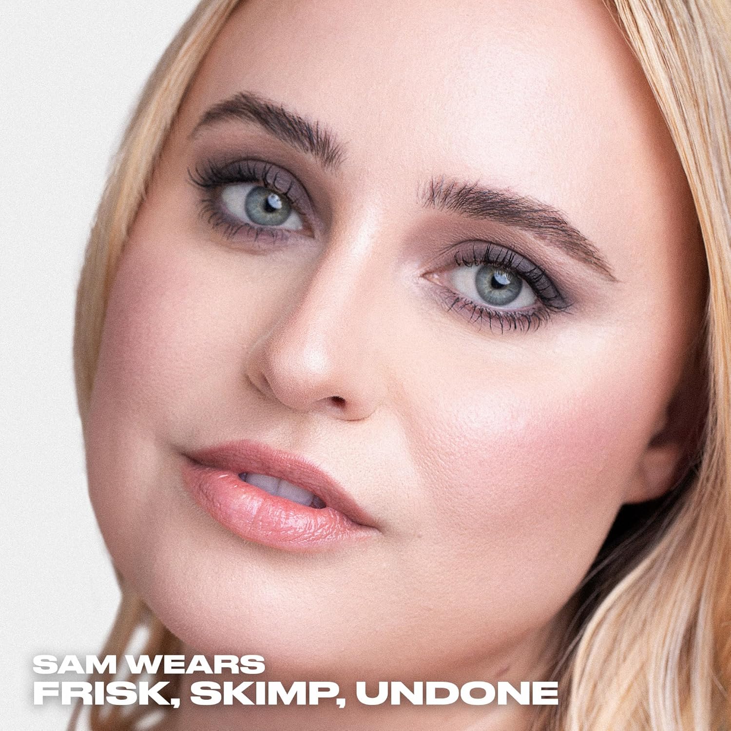 Urban Decay Naked 2 Basics Mini Eyeshadow Palette - 6 Matte Nude Shadows, Multi-Use Powder for Eye, Contour, or Brows, Ultra-Blendable Cool-Tone Neutrals, Long-lasting Wear, Travel Makeup with Mirror